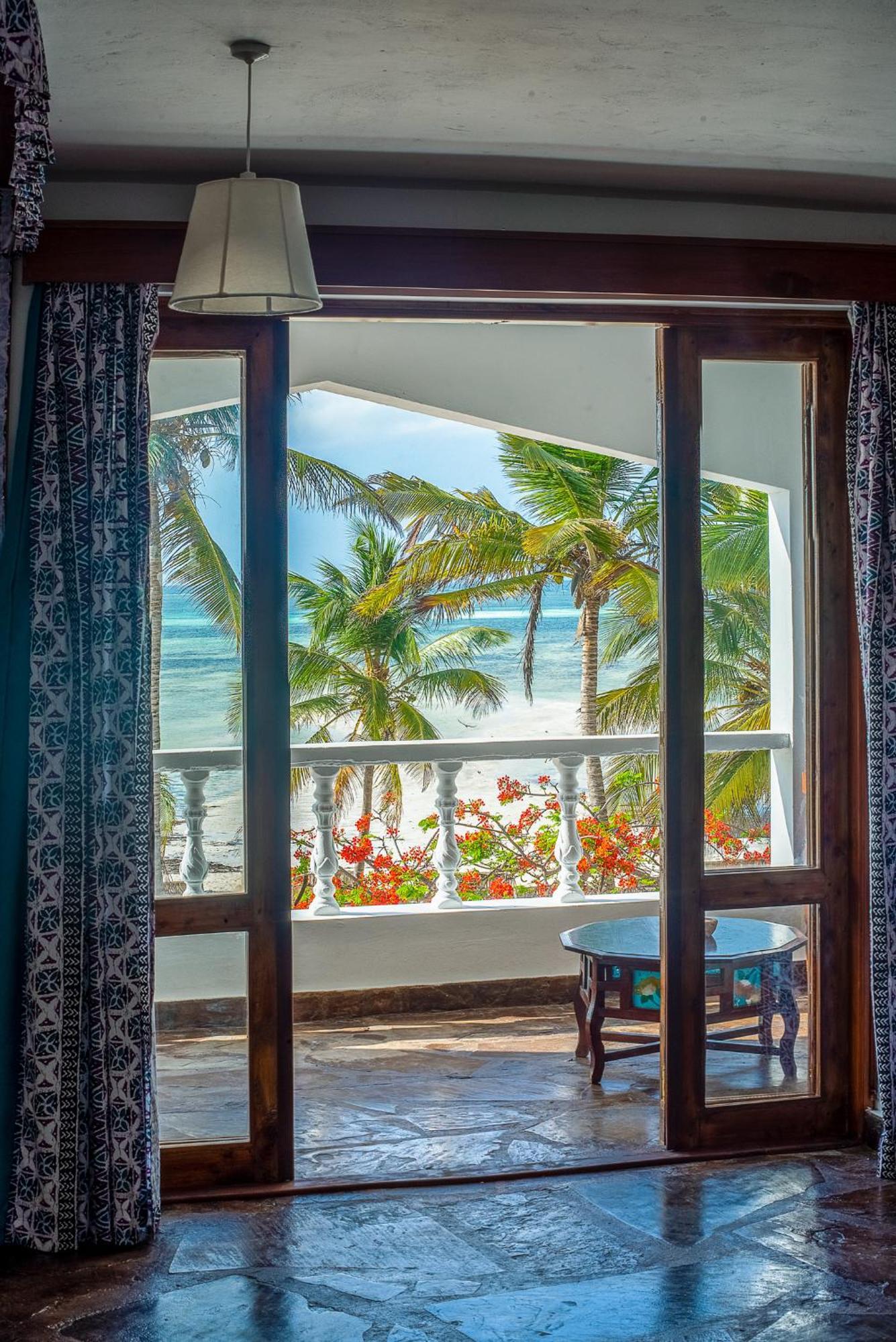 Jacaranda Beach Resort Ватаму Экстерьер фото