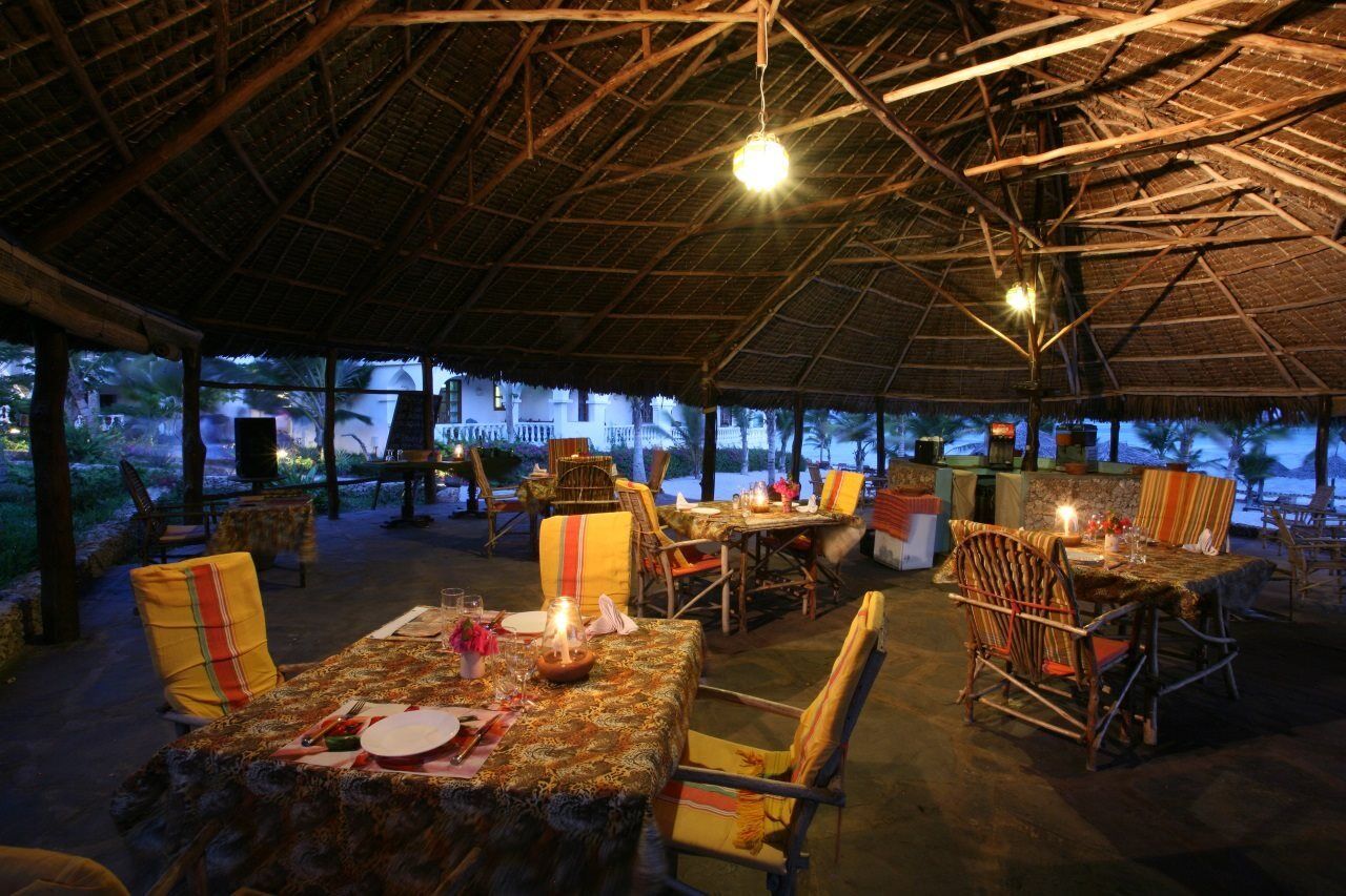 Jacaranda Beach Resort Ватаму Экстерьер фото