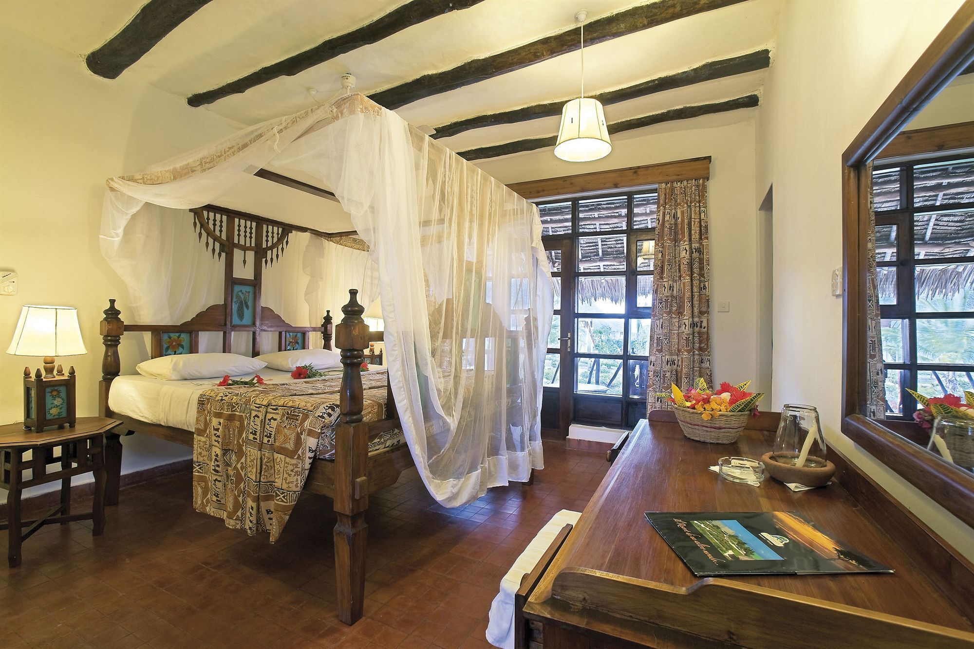 Jacaranda Beach Resort Ватаму Экстерьер фото